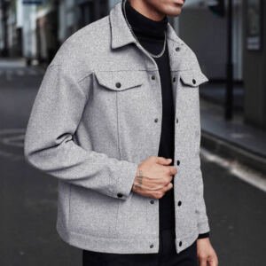 Chaqueta deportiva con solapa