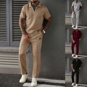 Conjunto de polo con cremallera y pantalón